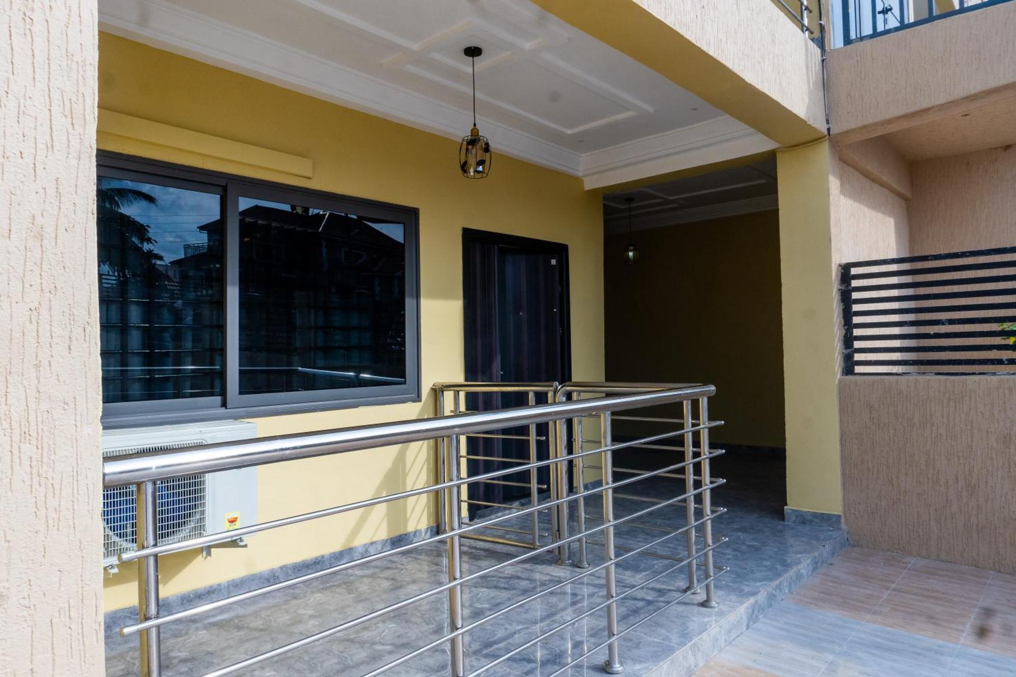 Agape Villa Sekondi-Takoradi Exteriör bild
