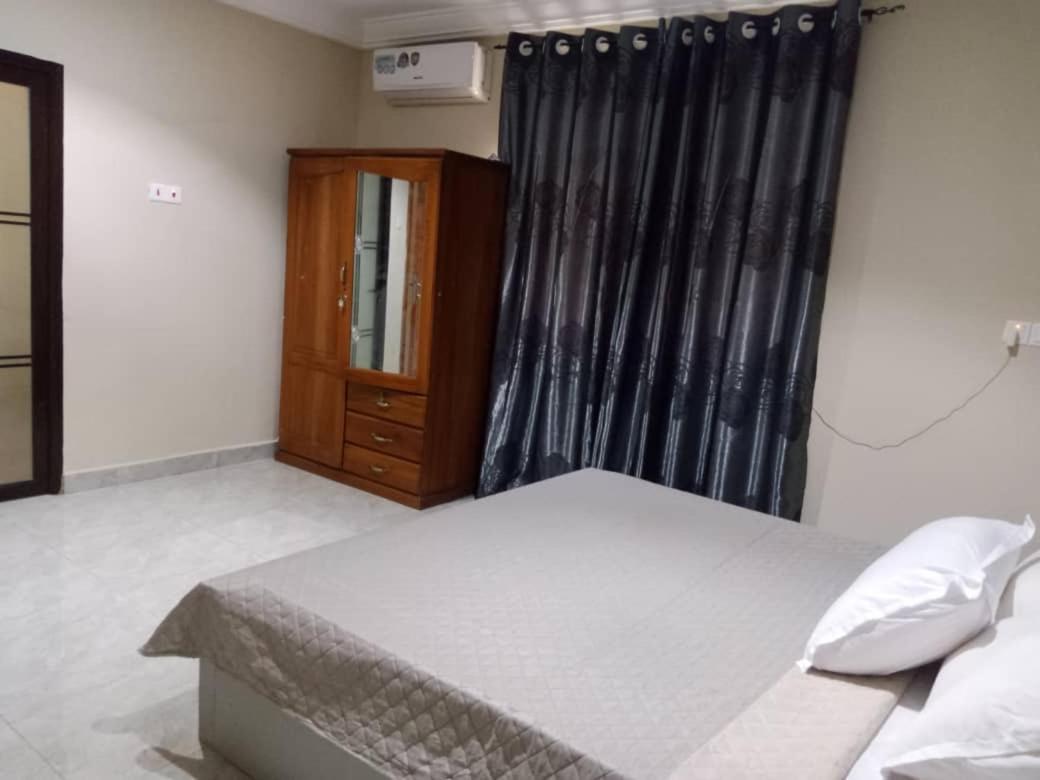 Agape Villa Sekondi-Takoradi Exteriör bild