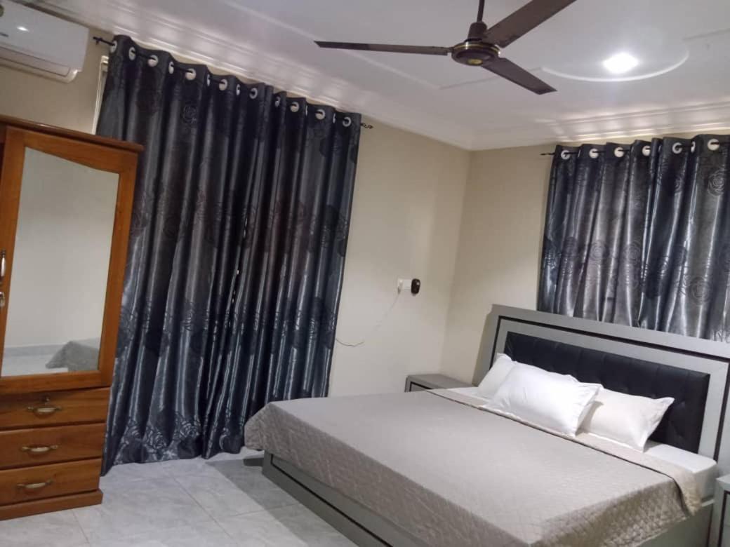 Agape Villa Sekondi-Takoradi Exteriör bild