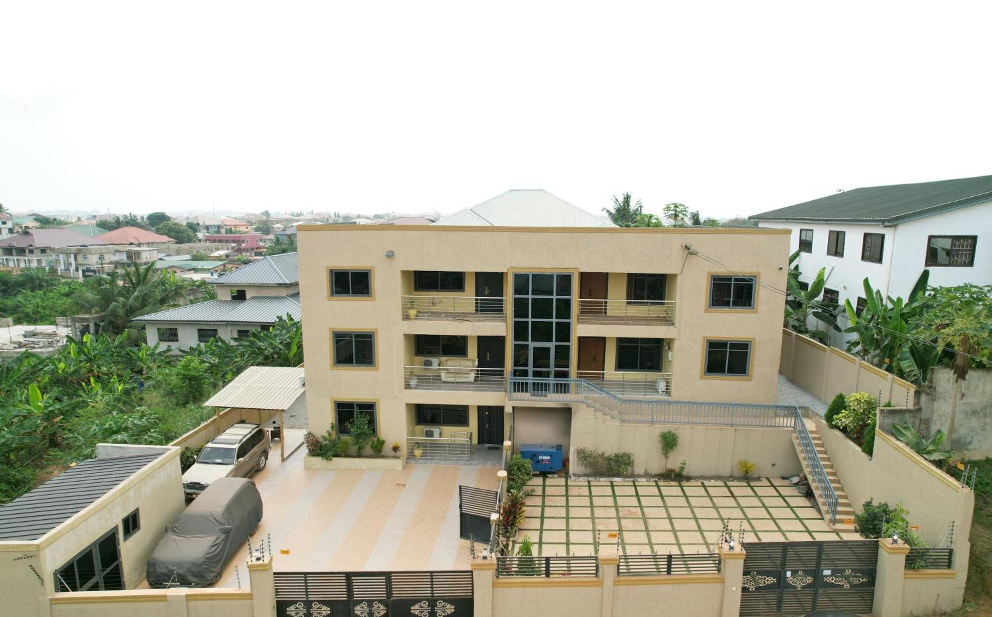 Agape Villa Sekondi-Takoradi Exteriör bild