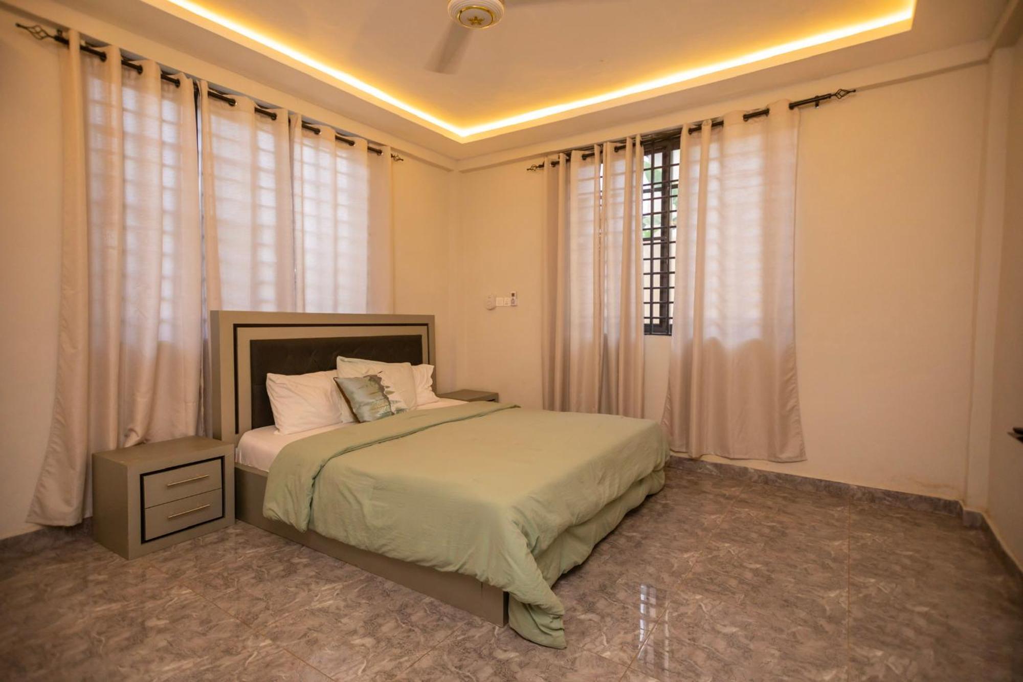Agape Villa Sekondi-Takoradi Exteriör bild